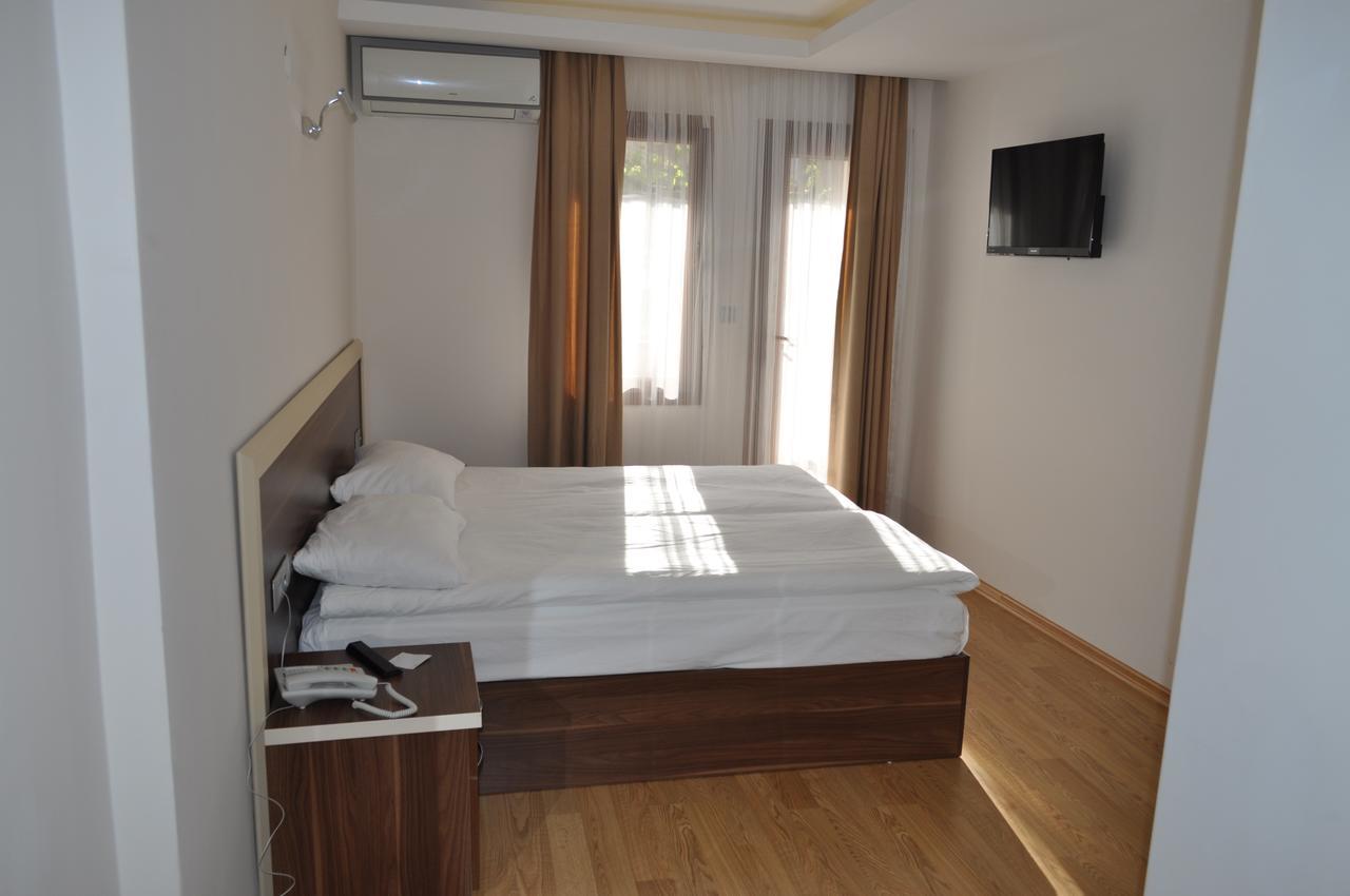 Merkez Otel อิซมีร์ ภายนอก รูปภาพ